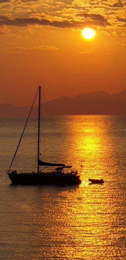 Sunset Holiday House Archangelos  Exterior foto